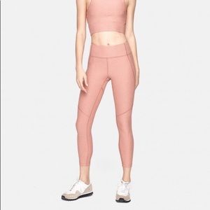 Outdoor Voices 3/4 Length Warmup Leggings SZ S VGUC